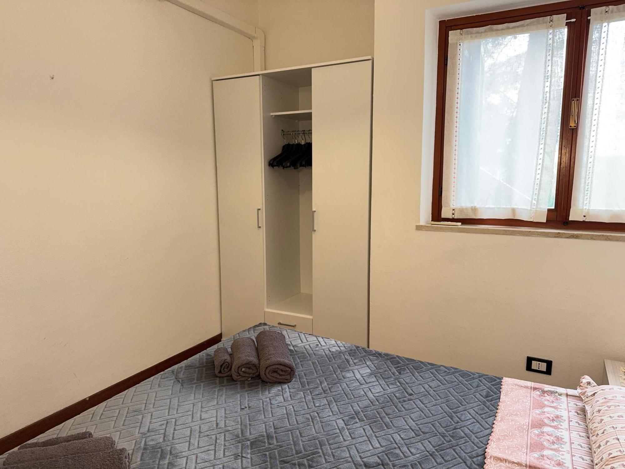 5' From Punta Gro Beach With Free Swimming Pool Sirmione Exterior photo