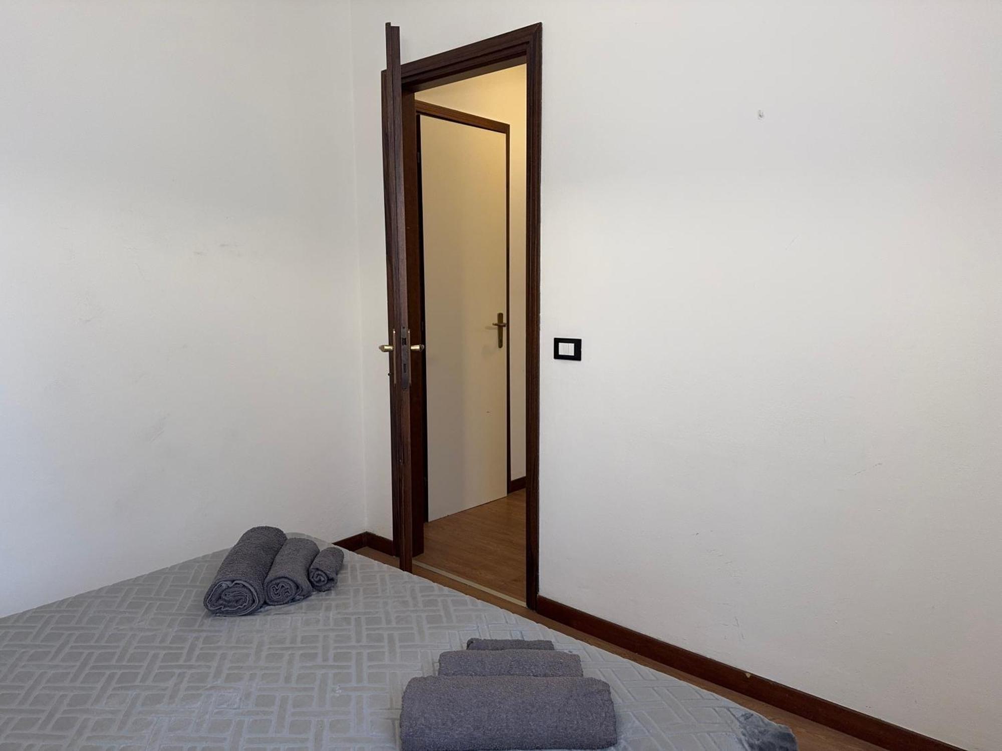 5' From Punta Gro Beach With Free Swimming Pool Sirmione Exterior photo